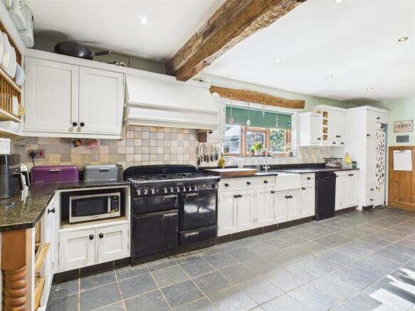 Kitchen.jpg