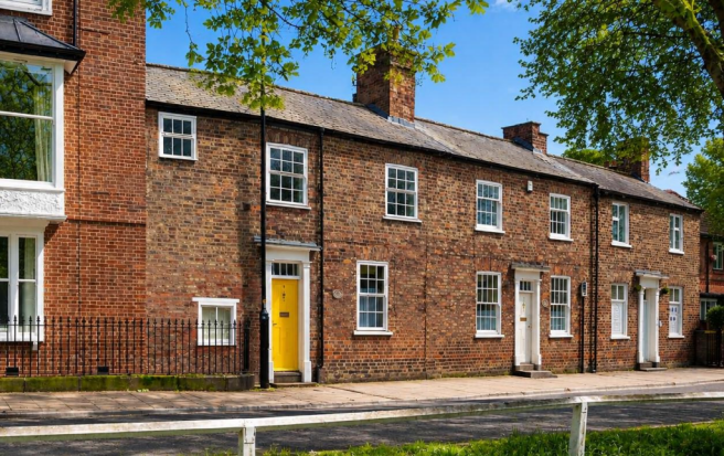 2 bed Terraced for sale Image 10