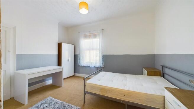 3 bed Terraced for sale Image 7