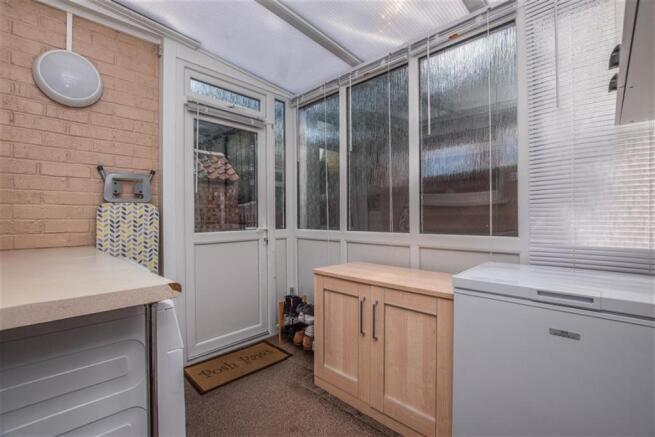 Sun Room/Utility