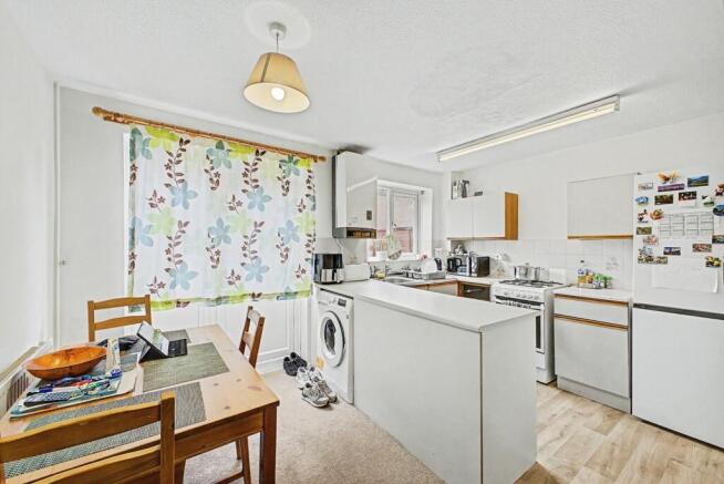 Chepstow Close, Northampton, Northamptonshire, NN5 photo 4