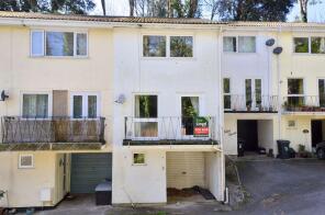 8, Vicarage Close, Brixham TQ5 8JQ