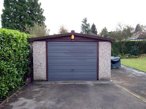 Detached Garage