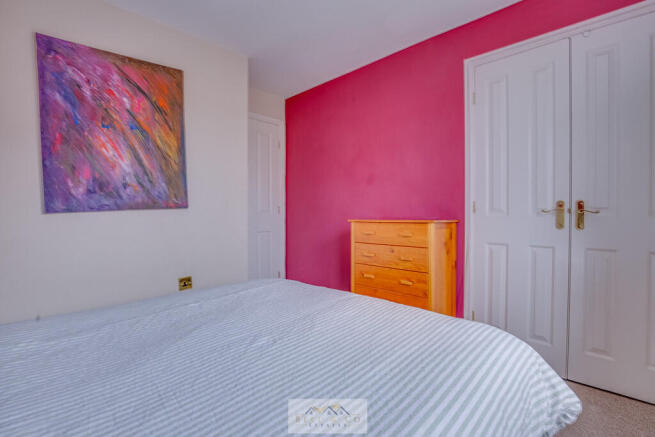 3 bed Detached for sale Image 9