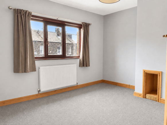 2 bed Semi-Detached to rent Image 4