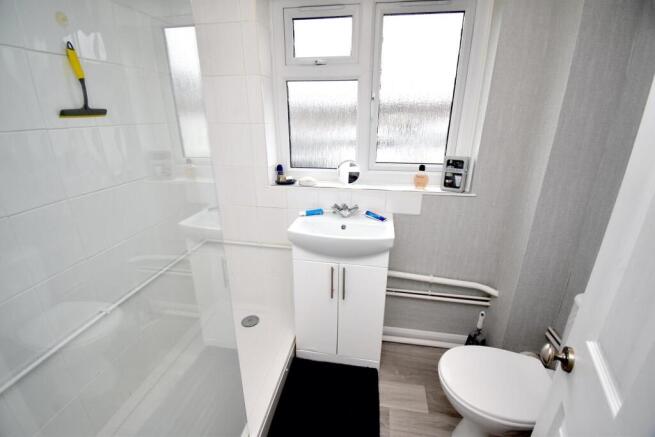 Fitted Shower Room