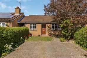8, Orchard Close, Cambridge CB21 5LQ