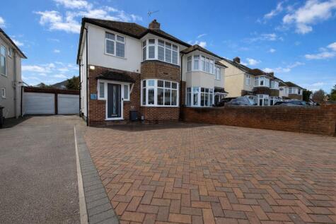 Swifts Green Road, Luton, LU2