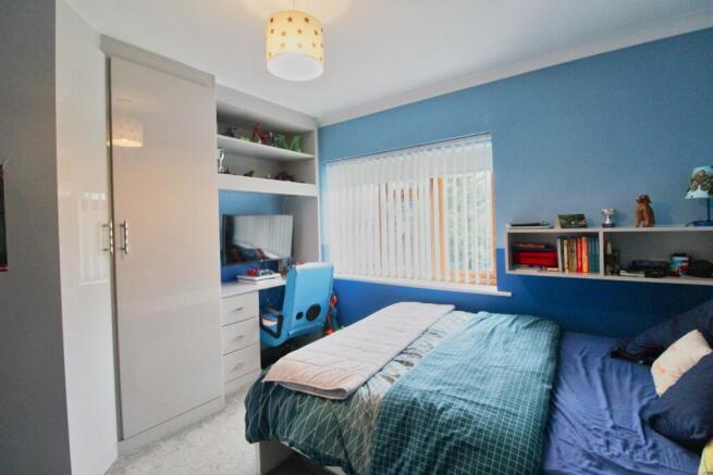 Photo 12