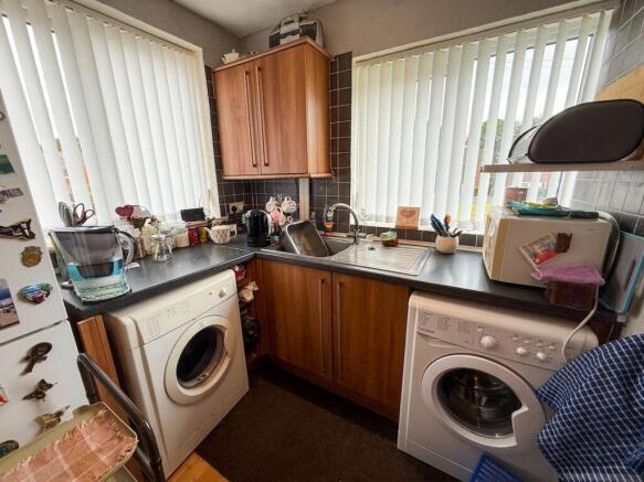 3 bed Terraced for sale Image 7