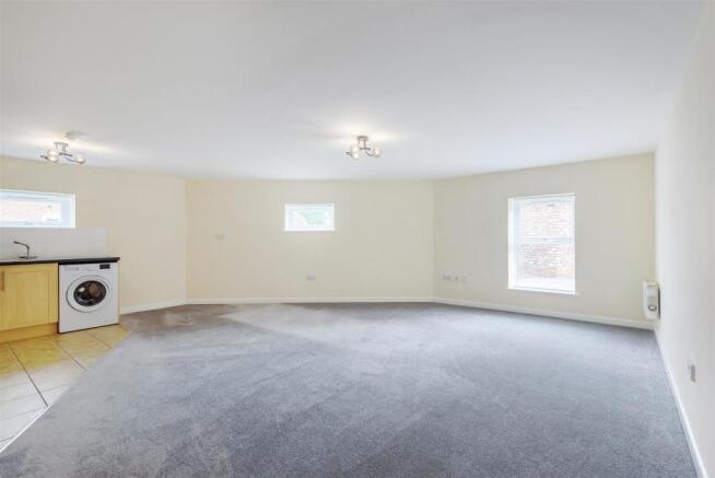 OPEN PLAN LIVING ROOM/ KITCHEN
