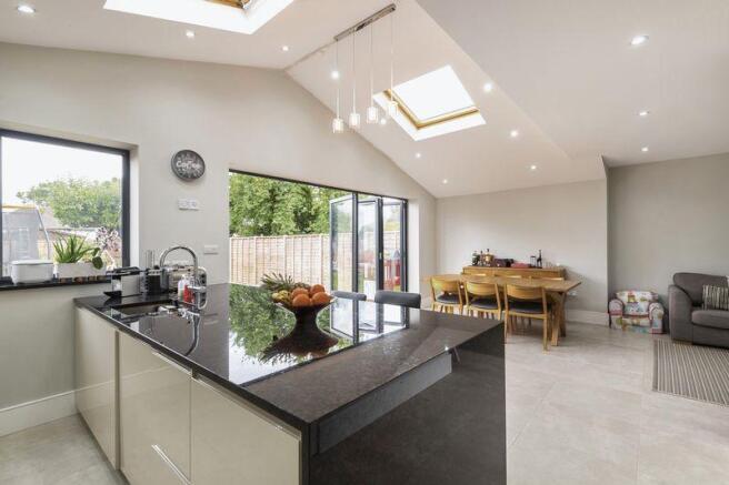 Kitchen dining...