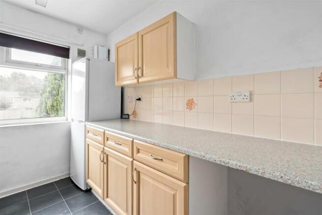 151 Rowood Drive B92 9LL-8_lo.jpg