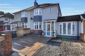 44, Rosemary Avenue, West Molesey KT8 1QE