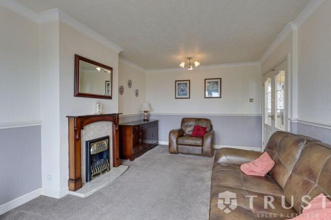 2 bed Semi-Detached Bungalow for sale Image 5