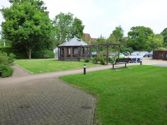 Communal gardens