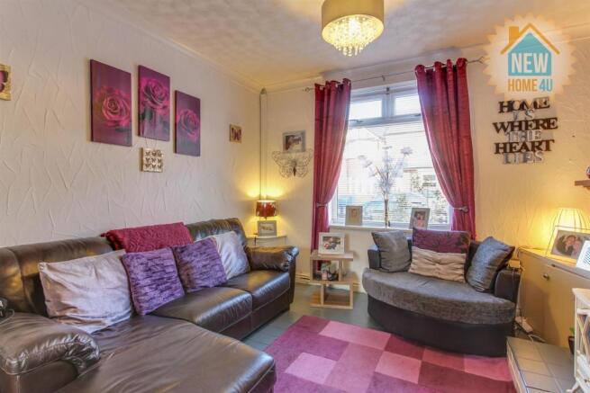 LOUNGE: