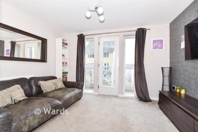 Lounge/Bedroom 4