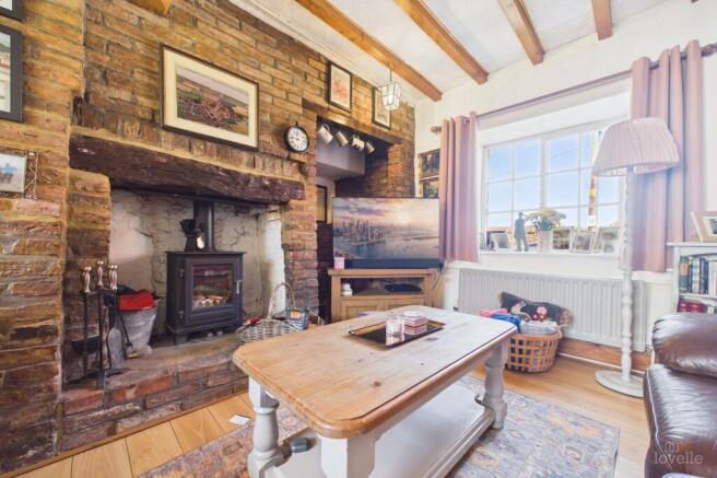 2 bed Semi-Detached for sale Image 5