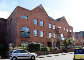 20, Bank Place Apartments, Green Lane, Wilmslow SK9 1LL