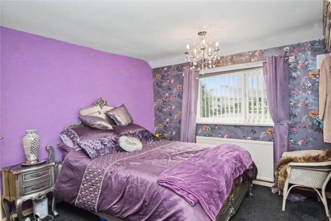 3 bed Semi-Detached for sale Image 6