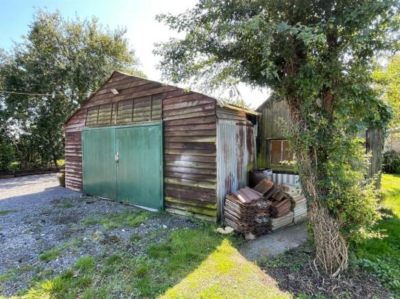 garage.jpg