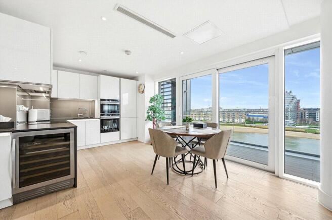 Westbourne Apartment