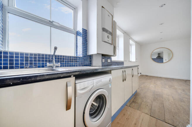 1362831-7-68ecf83...