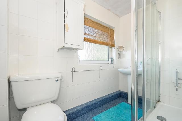 Family shower room