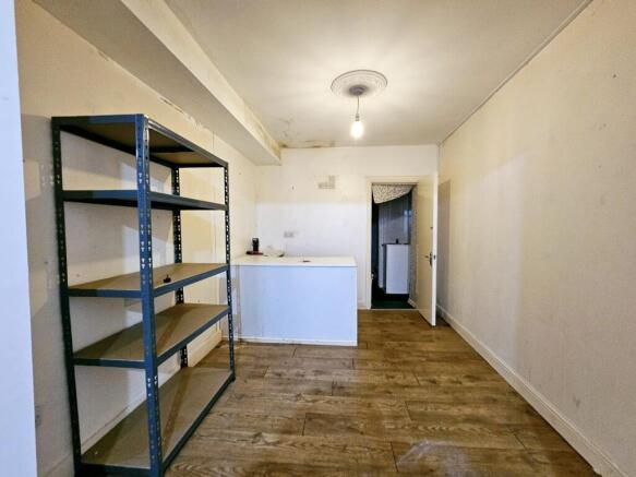 2 bed Maisonette for sale Image 11