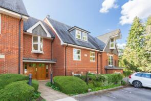 7, 6 Southwinds Court, Crableck Lane, Sarisbury Green, Southampton SO31 7LU
