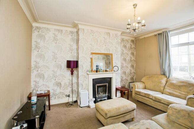 3 bed Terraced for sale Image 12