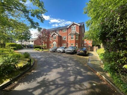 Queenscroft, Eccles, M30
