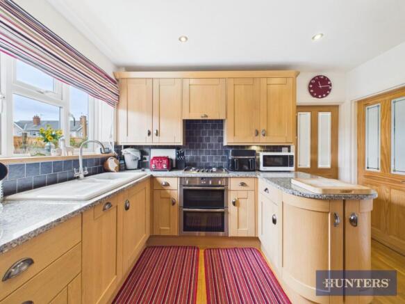 3 bed Terraced for sale Image 8