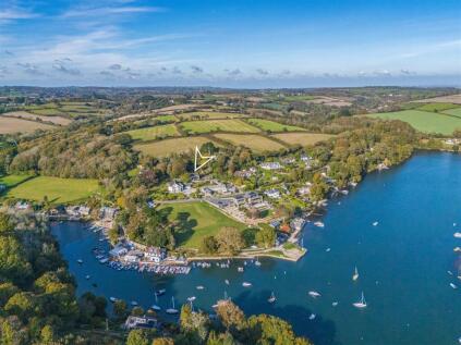 Port Navas, Near Falmouth
