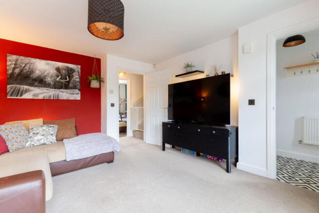 Kingsdale Avenue, Menston, Ilkley, LS29 6QL photo 4