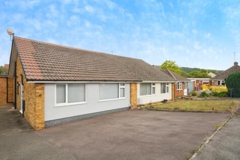 Bishops Cleeve, Cheltenham, GL52