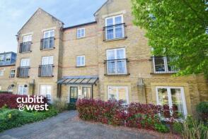 40, Alexander Crescent, Caterham CR3 5ZG