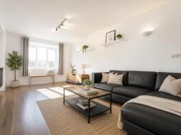 33, Deanery Close, East Finchley, London N2 8NS