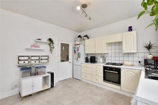 2 bed Terraced for sale Image 5