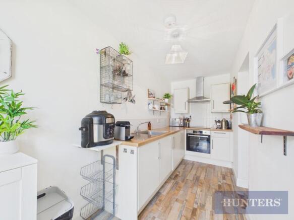1 bed Flat for sale Image 6