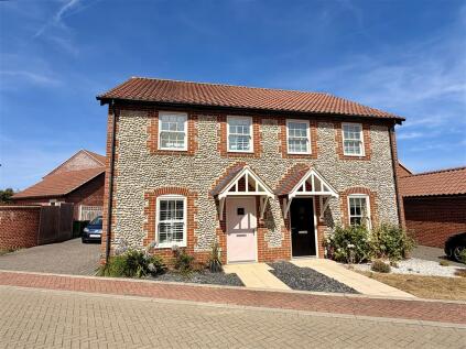 6 Barn Owl Drive, Holt NR25 6GP
