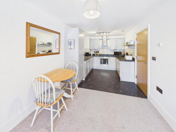 1 bed Apartment for sale Image 5