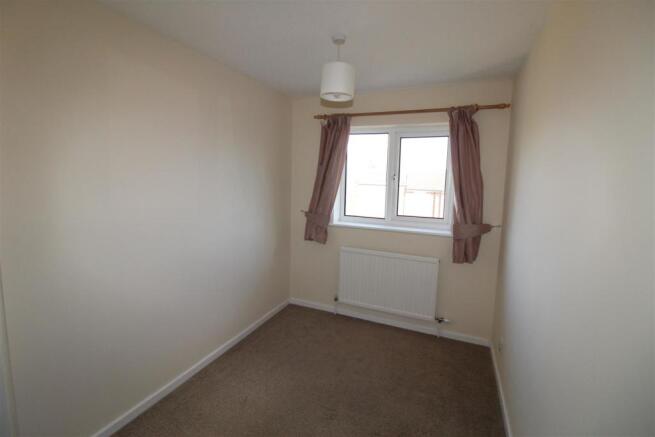 Bedroom 2.JPG