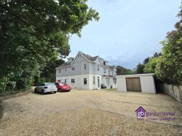 Flat 5, 41 Dudsbury Manor House, Dudsbury Road, Ferndown BH22 8RB