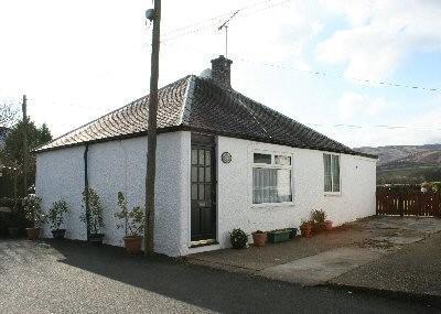 12a Murray Place
