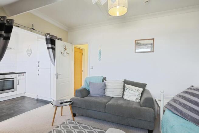 1 bed Flat for sale Image 5