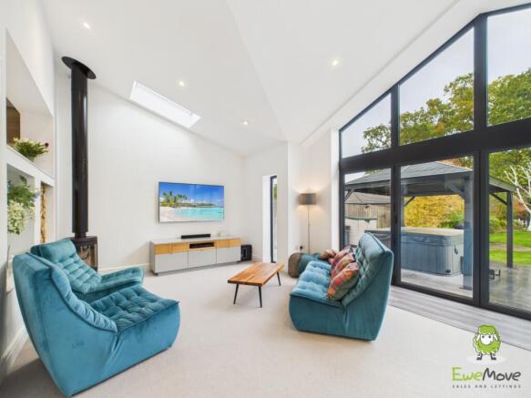 EweMove Estate Agents Basingstoke - Kings Road 