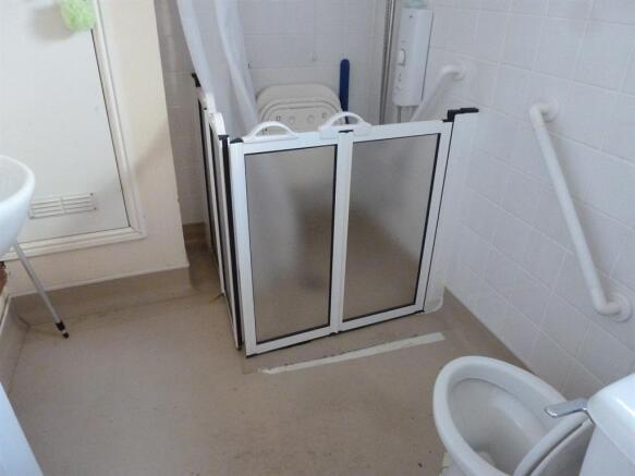 Photo 6