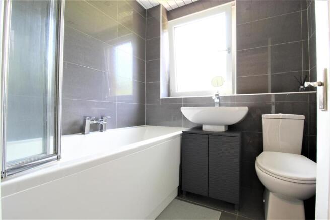 Bathroom.JPG